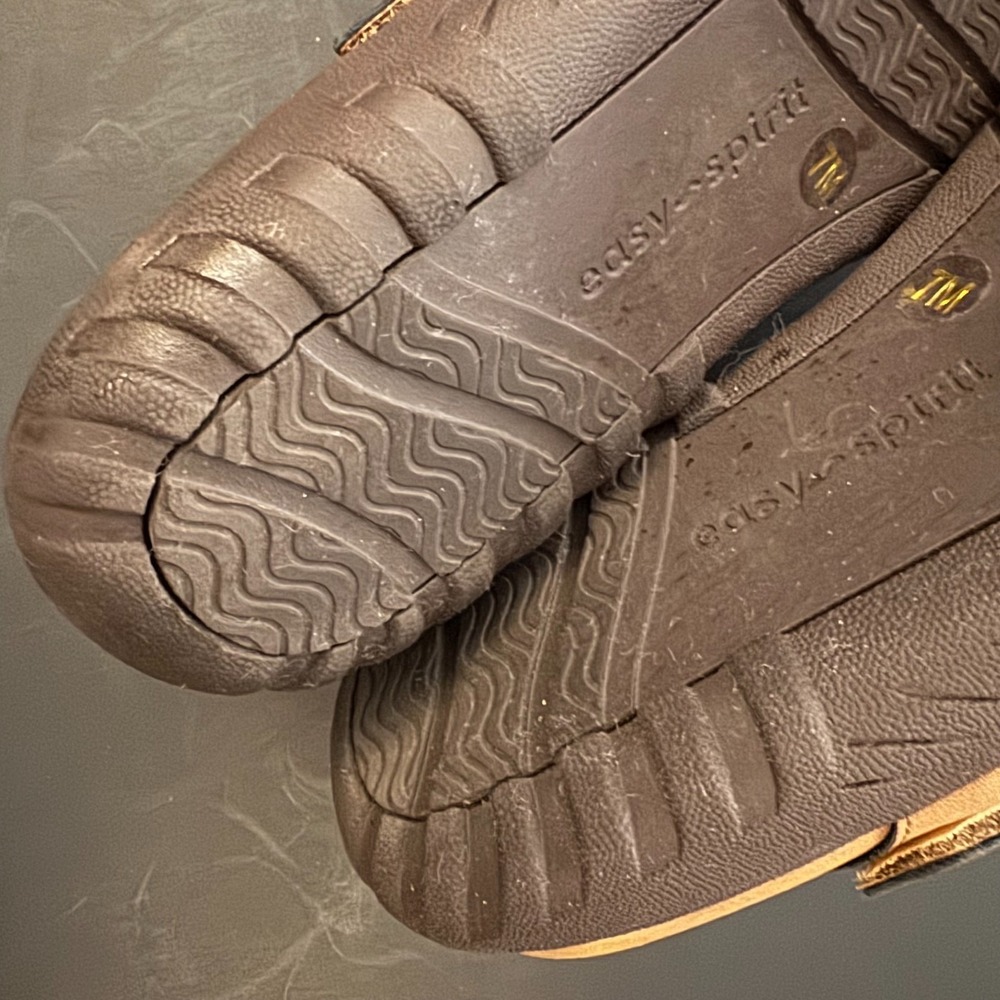 Easy Spirit Womens Mary Jane Comfort Flats Hook and Loop Strap Tan Size 7 - Picture 5 of 8